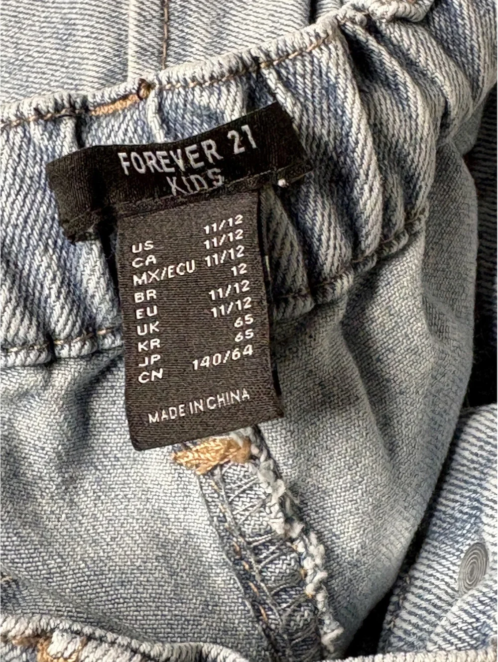 Forever 21 Kids Light Wash Denim Cargo Pants Size 11/12